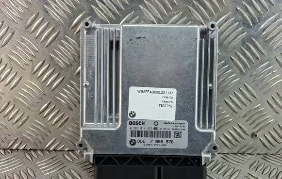 BMW X5 E70 Engine control unit/module 7806976