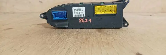 Peugeot 607 Door control unit/module 9641086480 501135110070 259903