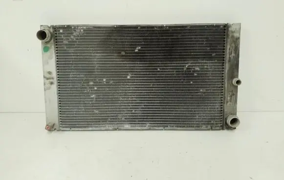 BMW 5 E60 E61 Coolant radiator 7792832