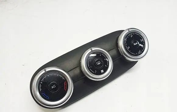 Alfa Romeo Giulietta Climate control unit 156100041