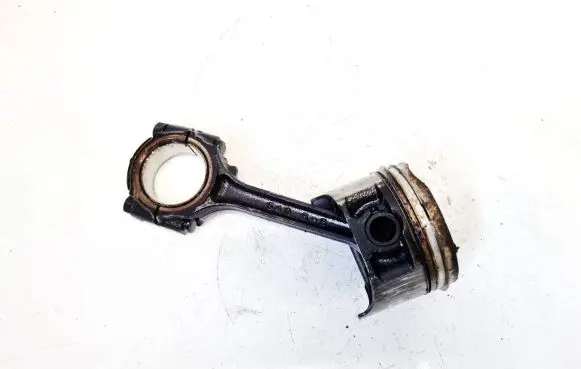 Suzuki SX4 Piston with connecting rod