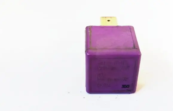 Opel Zafira A Other relay 90494959