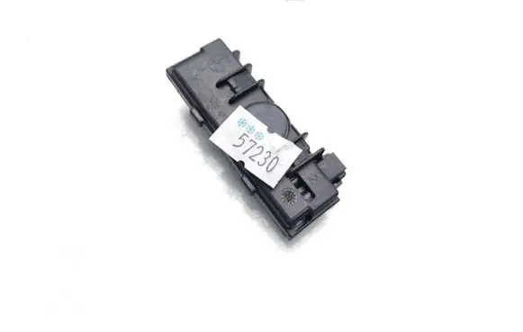 Mercedes-Benz C W204 Outside/exterior temperature sensor A1729058200 2940X00300