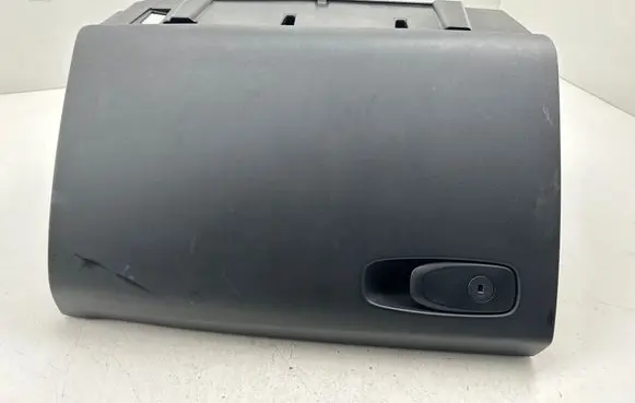 Volvo V40 Glove box 8632803