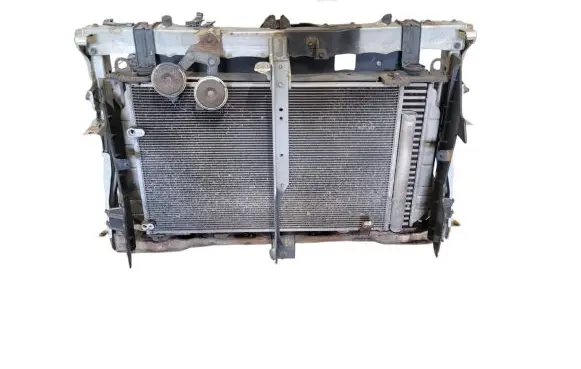 Toyota Avensis T270 Radiator set 160400R160 MF4227503773 8917302070
