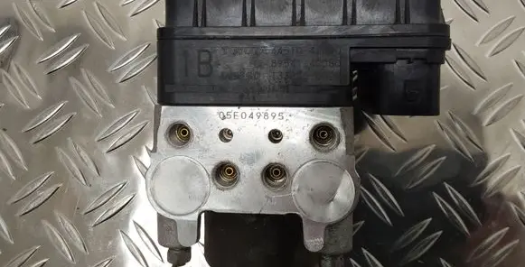 Toyota RAV 4 (XA20) ABS Pump 4451042080