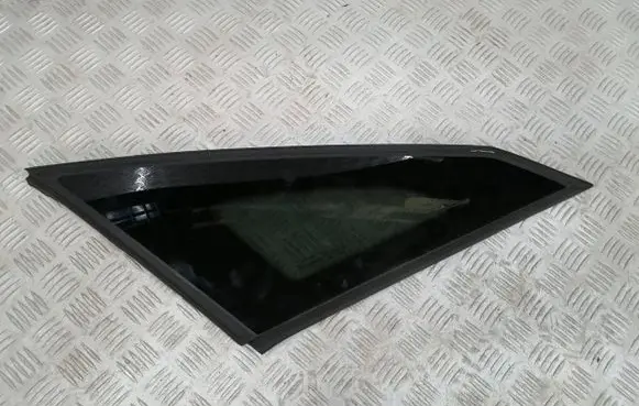 Citroen C4 III e-C4 Rear side window