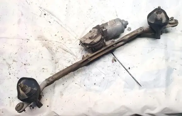 Dodge Caliber Front wiper linkage and motor