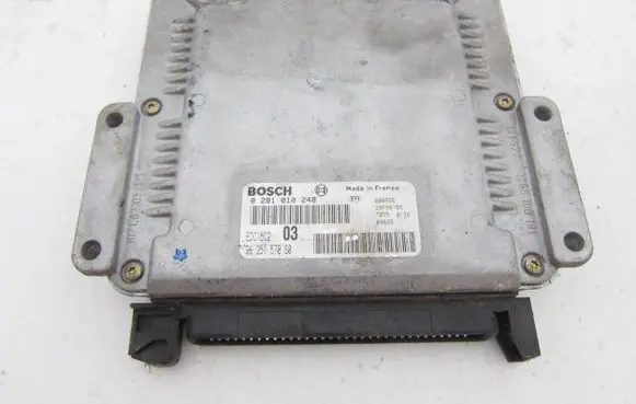 Peugeot 406 Engine control unit/module 9635157080 EDC15C2 0281010248
