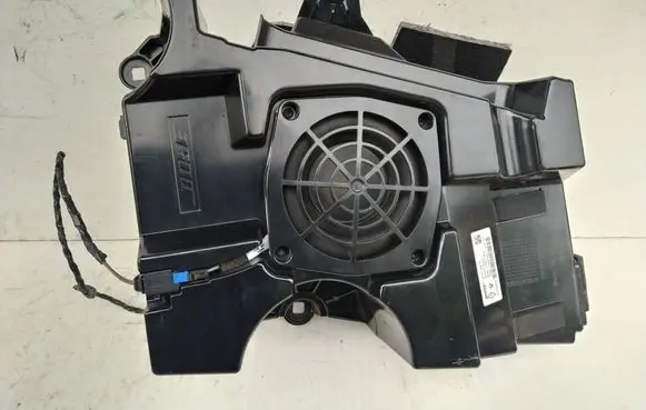 Renault Laguna III Subwoofer speaker 281703967R 005608 3145370010
