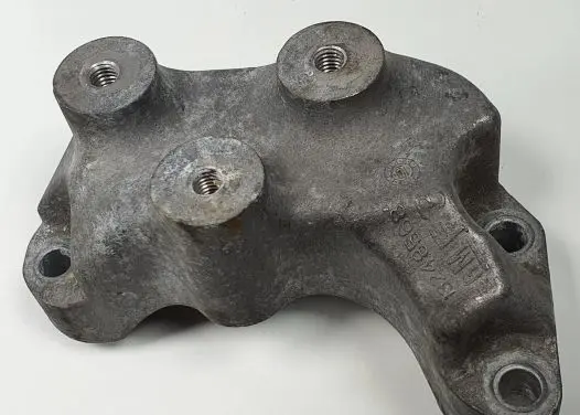 Opel Astra J Gearbox mounting bracket 13248568