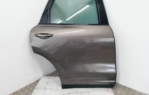Porsche Cayenne (92A) Rear door