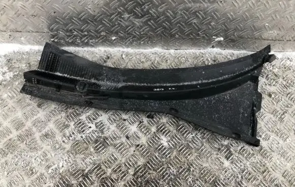 Mazda RX8 Wiper trim f151507s1 k2423