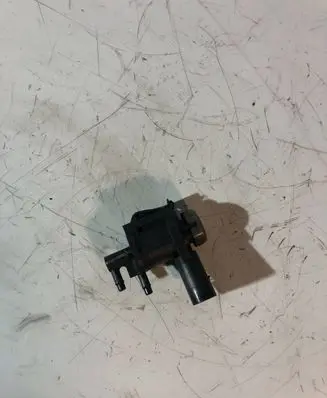 Audi A6 S6 C6 4F Turbo solenoid valve 1k0906283A