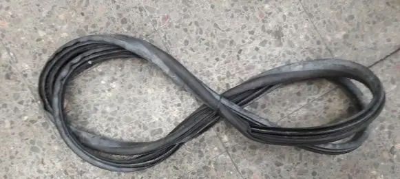 Renault Megane I Rubber seal rear door 