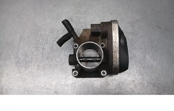 Skoda Fabia Mk1 (6Y) Throttle valve 047133062D
