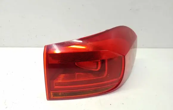 Volkswagen Tiguan Rear/tail lights 5N0945096