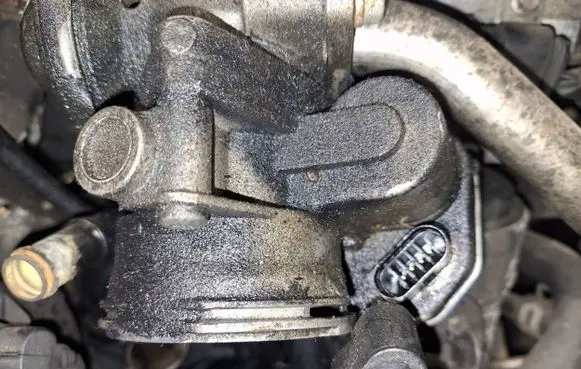 Mitsubishi Outlander Throttle valve