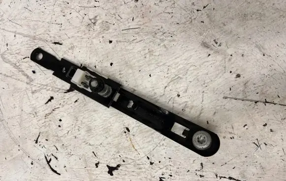 Chrysler 300C Seat belt height adjuster 68080745AB TT0681441 V123122