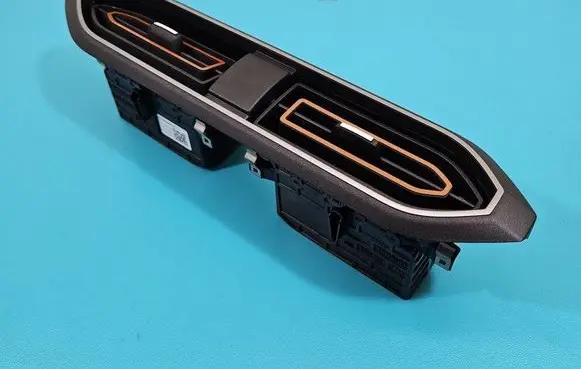 Dacia Sandero III Dash center air vent grill 687605827R IMPRK1443580