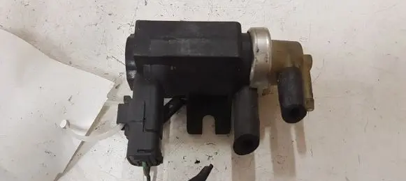 Citroen C5 Turbo solenoid valve 70163300 9661960380