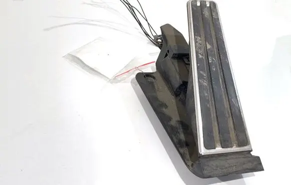 Porsche Panamera (970) Accelerator throttle pedal 97042302100