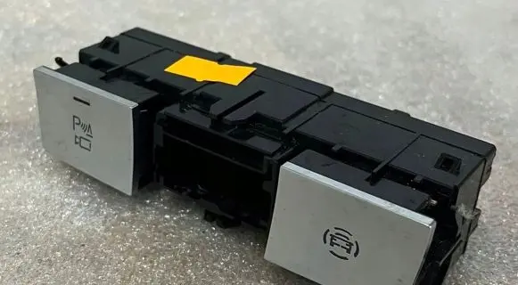 Audi A8 S8 D5 Parking (PDC) sensor switch 4N0959673F