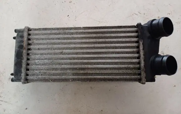 Citroen C4 I Intercooler radiator 9648551880