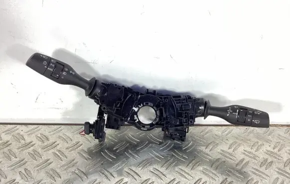 Lexus NX Wiper turn signal indicator stalk/switch 17F744