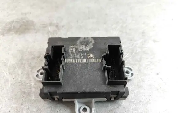Land Rover Discovery Sport Door control unit/module LR083615
