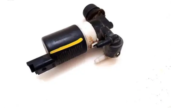 Renault Laguna III Windscreen/windshield washer pump 8200031806