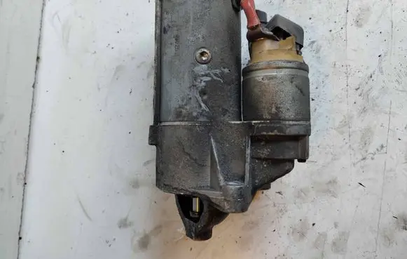 Suzuki Grand Vitara II Starter motor 3110067J00000