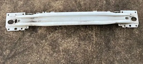 Volvo V60 Front bumper cross member 31349057