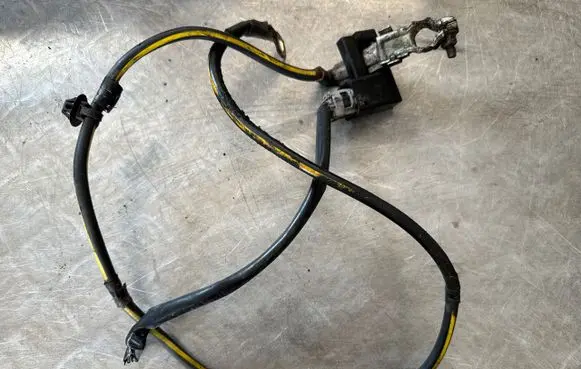 Nissan Qashqai Negative earth cable (battery)