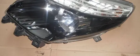 Renault Scenic III - Grand scenic III Headlight/headlamp 260600023R