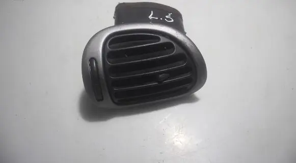 Toyota Yaris Dashboard air vent grill cover trim 
