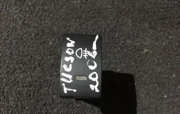 Hyundai Tucson JM Fog light switch 