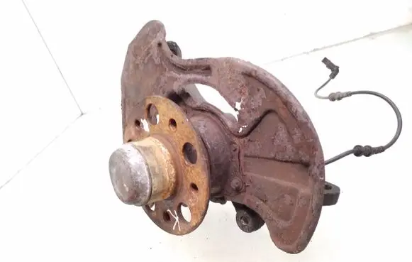 Mercedes-Benz SLK R171 Front wheel hub spindle knuckle 20900 A0015429118