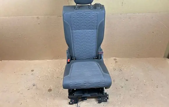Opel Zafira C Rear seat LH19486094