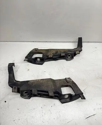 BMW 5 E39 Headlight/headlamp mounting bracket 15372300 15372400