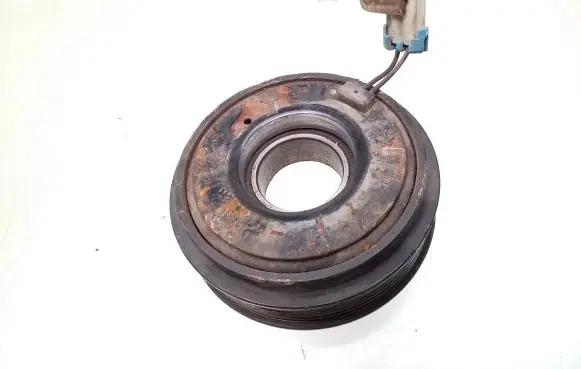 Opel Vectra C Air conditioning compressor pulley 40BD49DUM