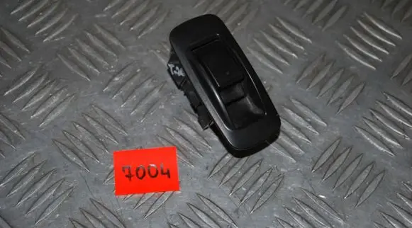Toyota Corolla Verso AR10 Electric window control switch 848010F030B0