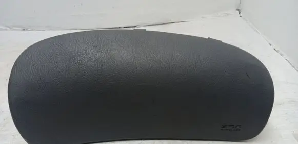 Hyundai Accent Passenger airbag