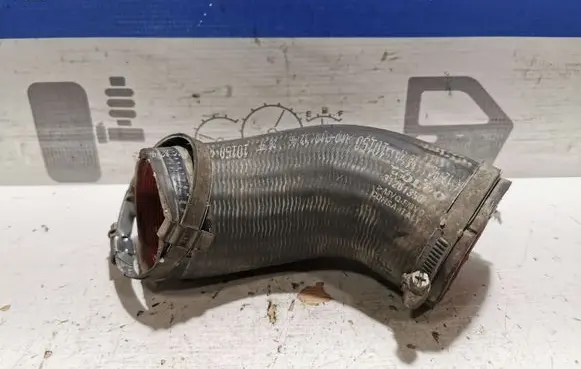 Volvo V60 Intercooler hose/pipe 31261350