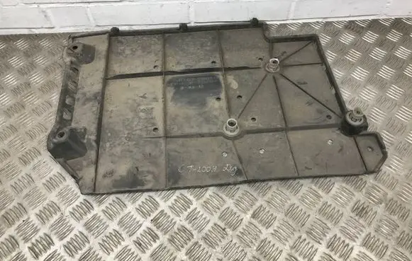 Lexus CT 200H Other under body part 5816776010