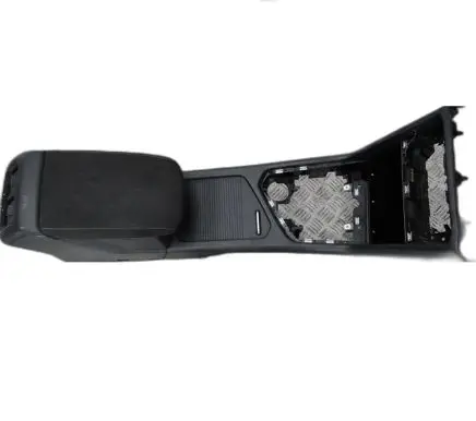 Volkswagen Tiguan Center console 5NB863241F