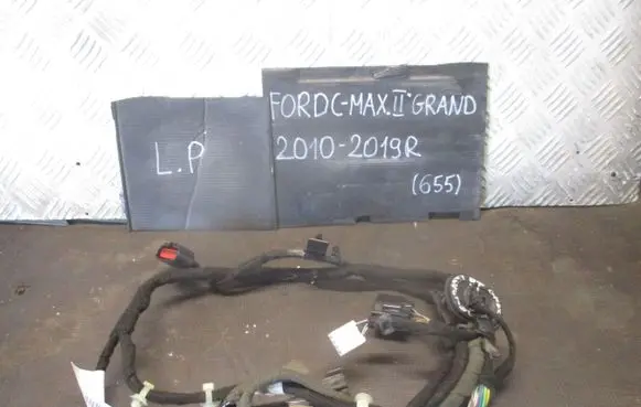 Ford Grand C-MAX EUR ISO radio connector AV6T14240RFE