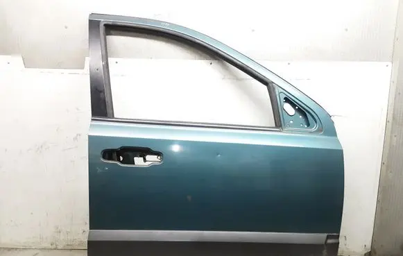 KIA Sorento Front door