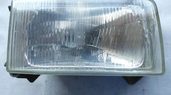 Volkswagen Transporter - Caravelle T4 Headlight/headlamp 136352