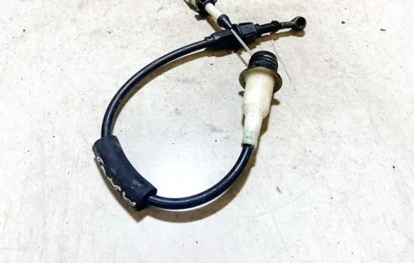 Mercedes-Benz E W210 Throttle cable 2103001030
